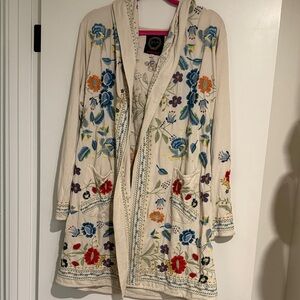 Johnny Was Embroidered Cream Floral Women's Lightweight Coat/Cardigan